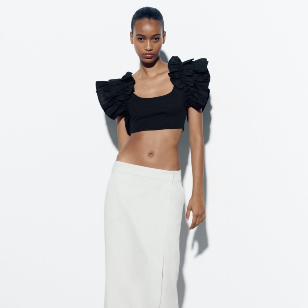 ZARA contrasting ruffled top